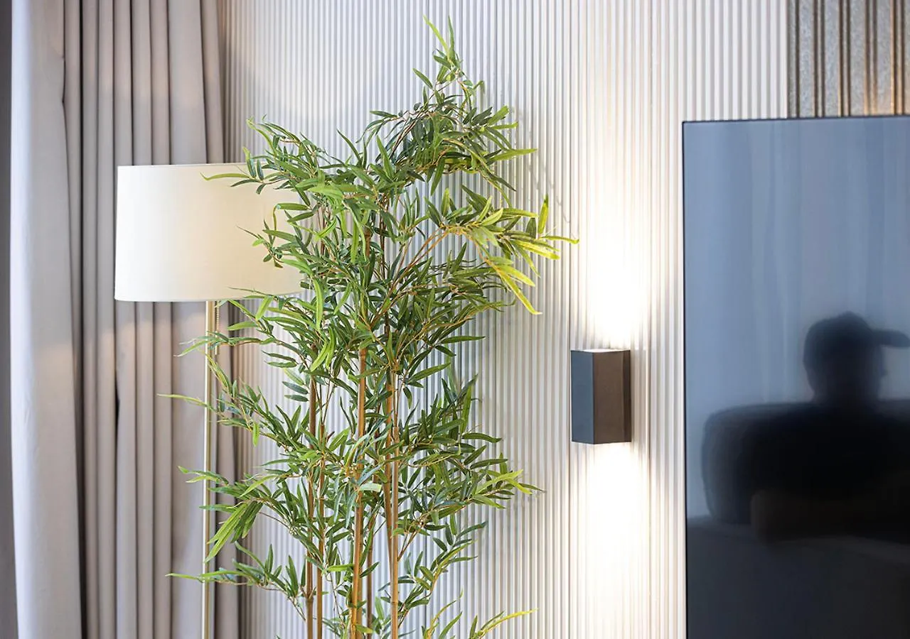 Apartment The Pearl By Blue Cloud Holidays Dubai
